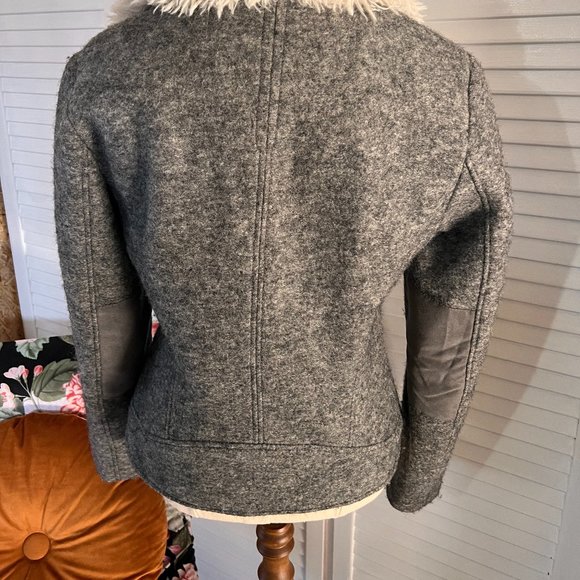 Zara Outerwear Trafaluc  Grey Jacket   AUS 10 Faux Sheepskin Collar - Picture 13 of 15